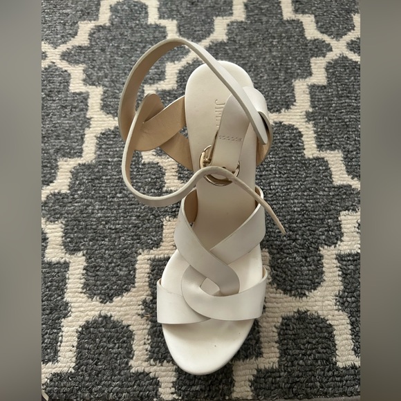 Jimmy Choo White wedges - Picture 5 of 7